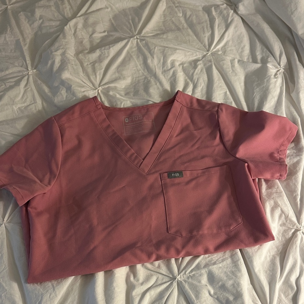 Figs Mauve V-Neck Short Sleeve Top